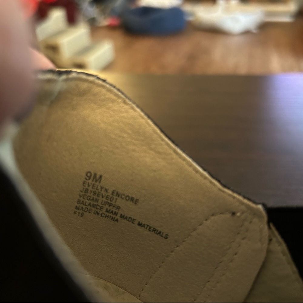 Jbu Memory Foam Ankle Boots Like New! - image 6